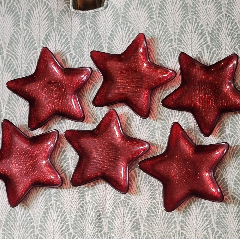 Set of 6 Akcamglass Starfish Plates.
